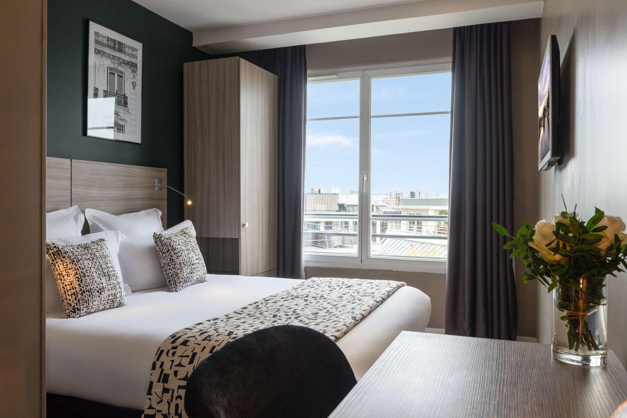 Hotel Western Paris Porte De Versailles 3*